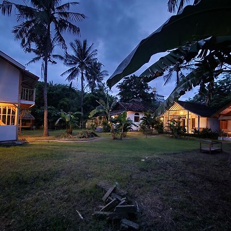 Kayu Cottage Gili Trawangan Extérieur photo