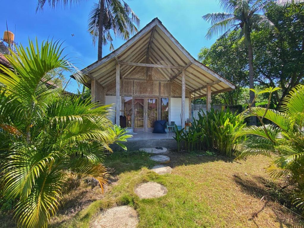 Kayu Cottage Gili Trawangan Extérieur photo